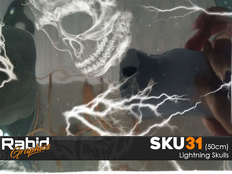 Lightning Skulls (100cm)