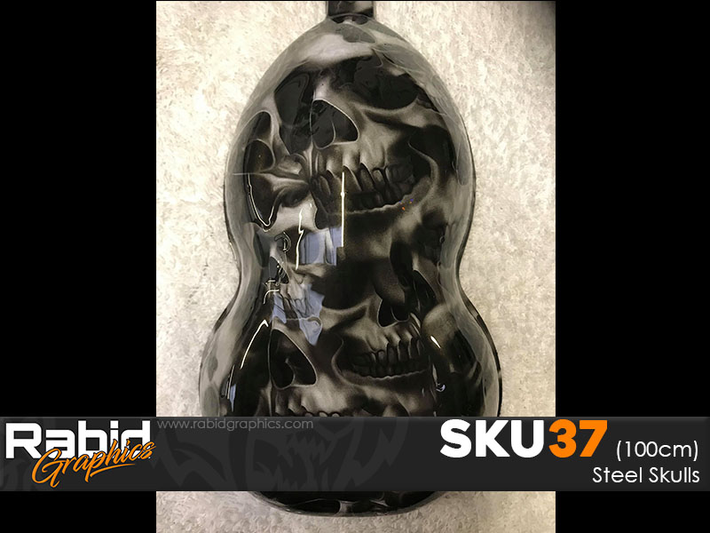 Steel Skulls (100cm)